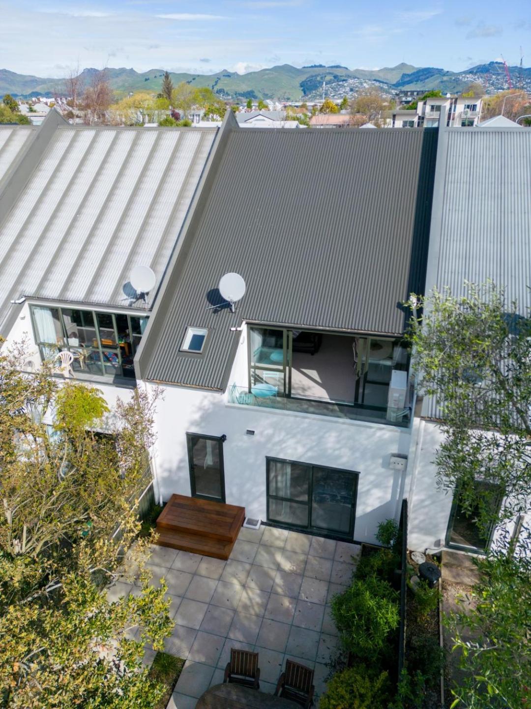 Chester St East - Christchurch Holiday Homes エクステリア 写真